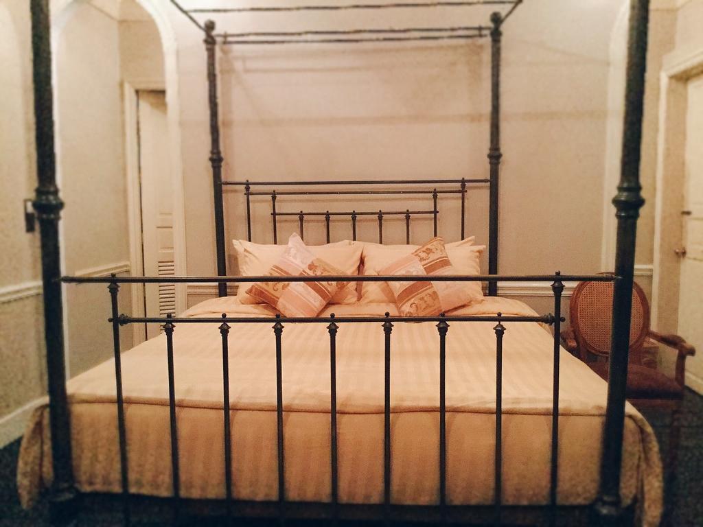 Eugenia Hotel & Spa Банкок Екстериор снимка