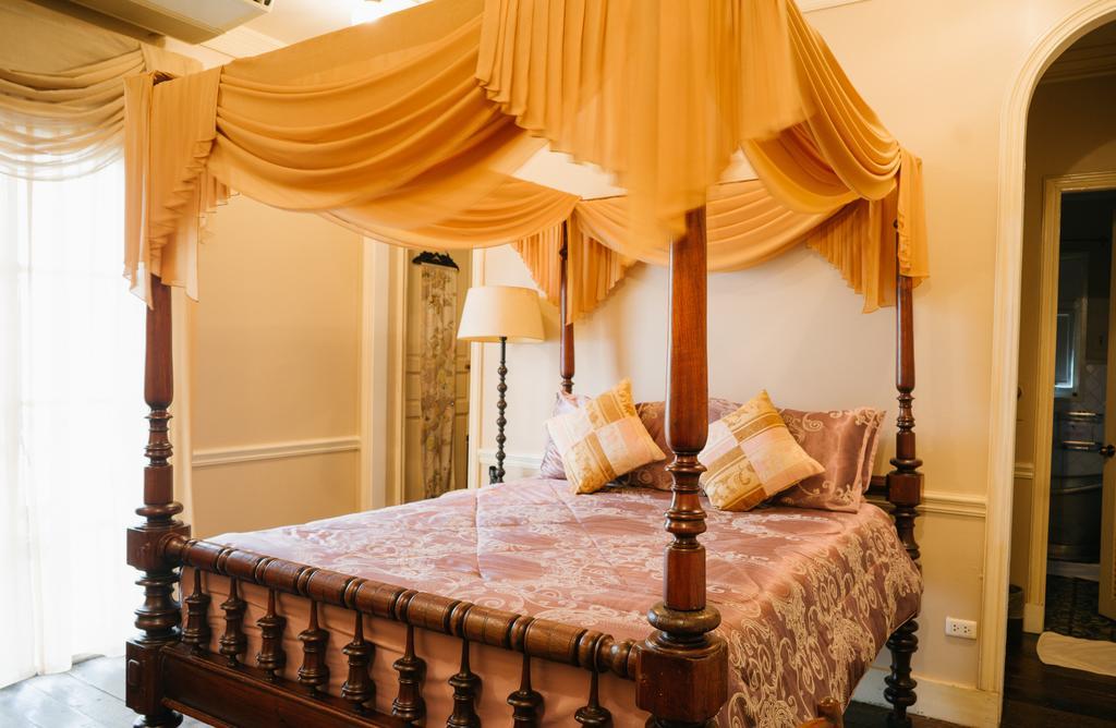 Eugenia Hotel & Spa Банкок Екстериор снимка